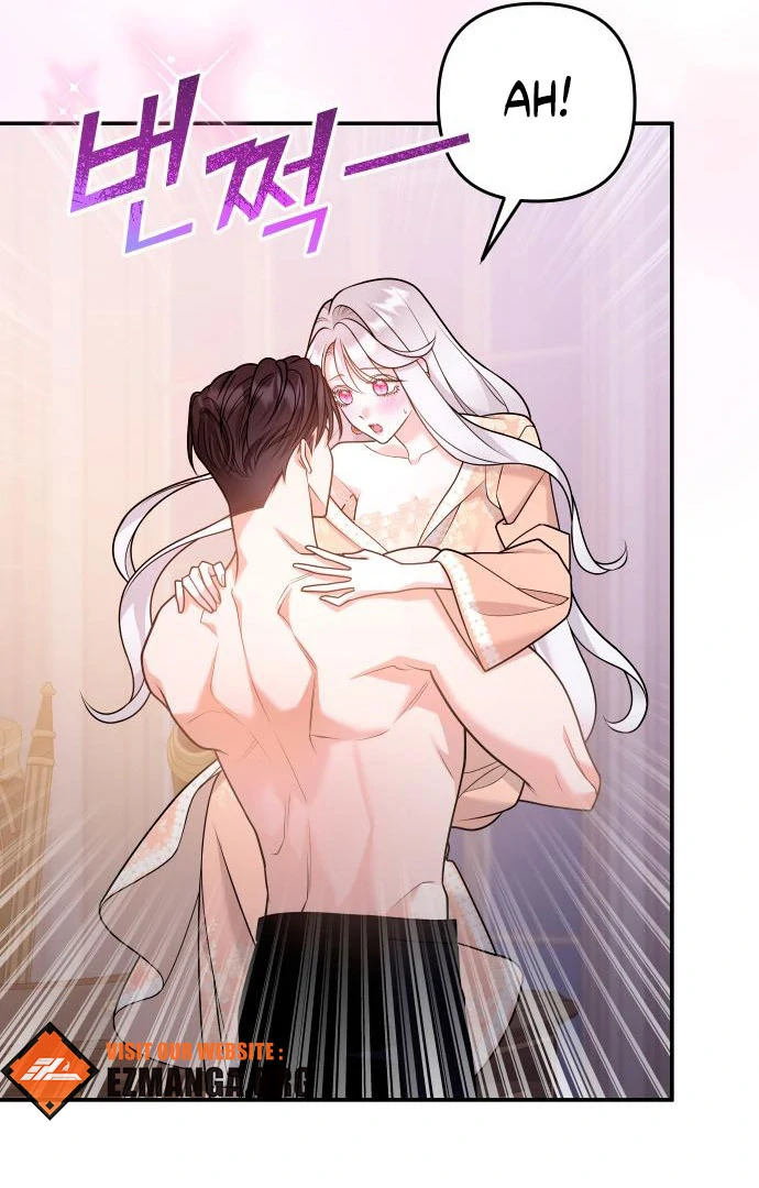 Read Hold Her Tighter So She Wouldn’t Run Away Manga Online