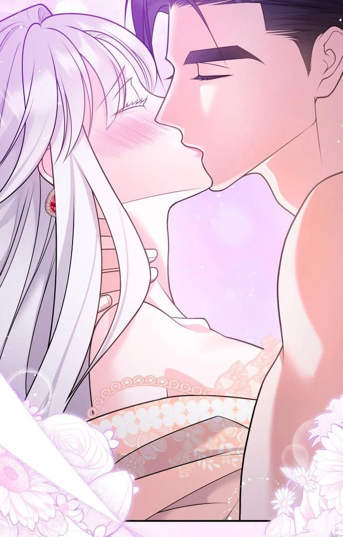 Read Hold Her Tighter So She Wouldn’t Run Away Manga Online